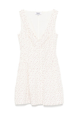 floral-v-neck-dress-with-pockets