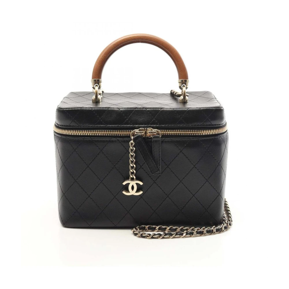 Chanel Vintage Women's Black Pre-Owned Quilted Vanity Case