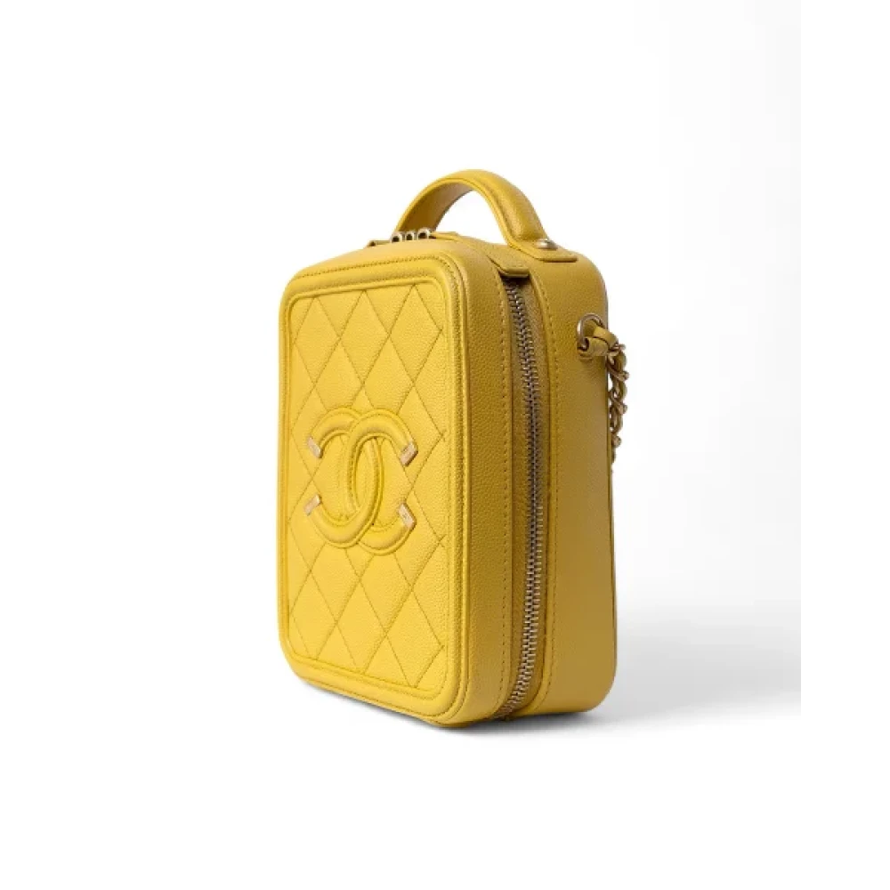 Chanel Vintage Pre-owned Leather handbags Yellow Dames