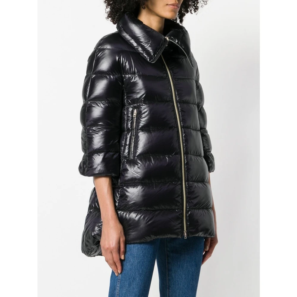 Herno Zwarte Puffer Voorkant Geritste Jas Black Dames