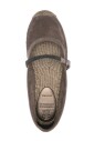 chaussures-plates-taupe-avec-boucle-laterale