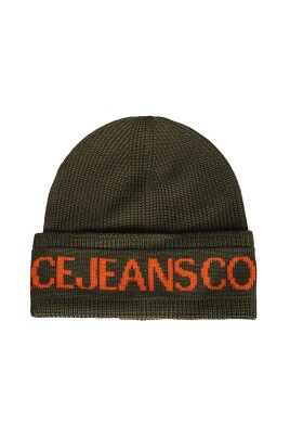 knitted-beanie-with-contrasting-color-logo