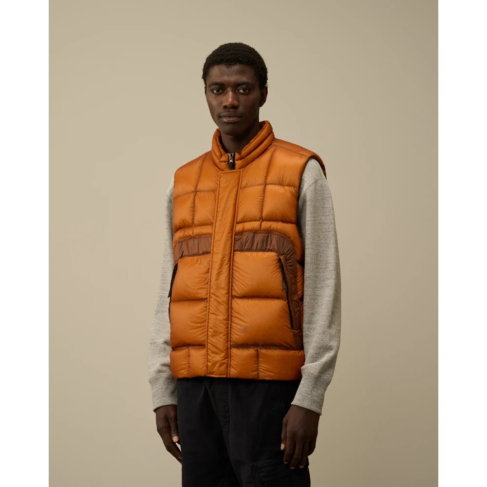 C.P. Company Oranje Hooded Puffer Vest Orange Heren