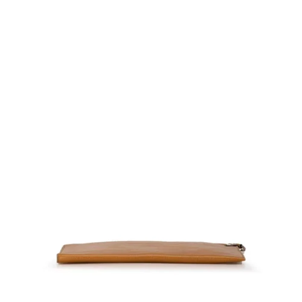 Salvatore Ferragamo Pre-owned Leather clutches Beige Dames