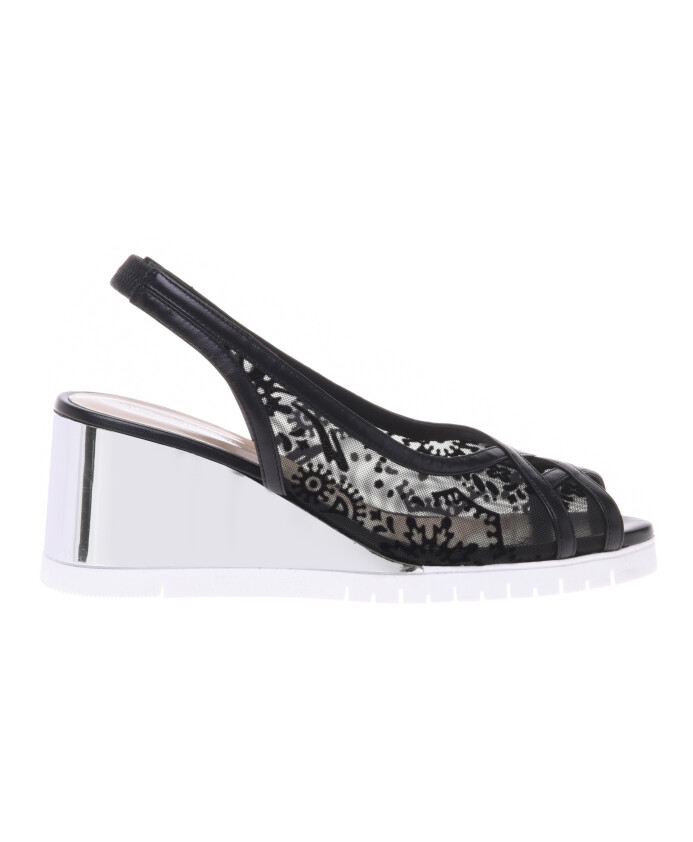 black-petal-mesh-sandal