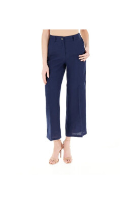 linen-pants-model-zuara