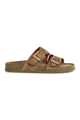 green-flat-sandals-for-women