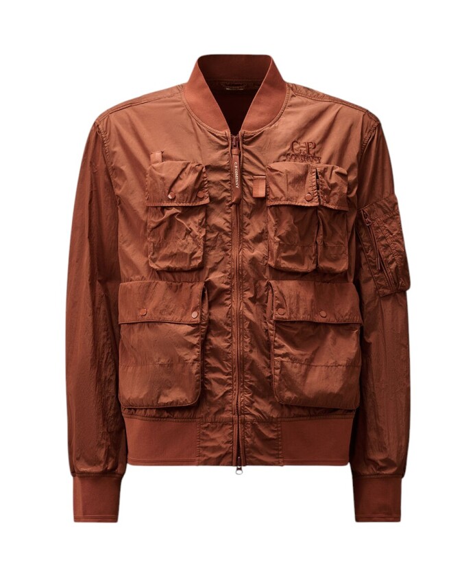 veste-courte-pour-une-tenue-elegante