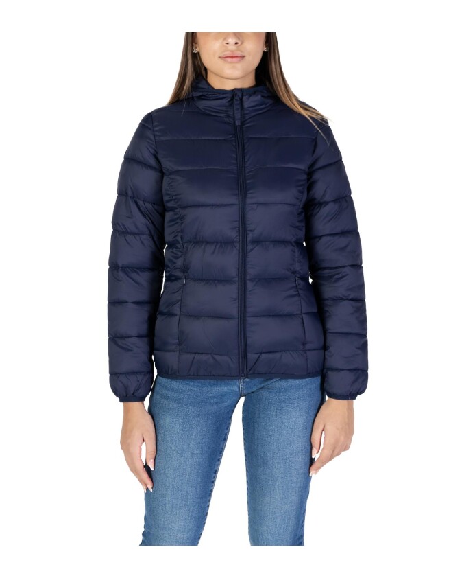 veste-rembourree-a-capuche-bleue