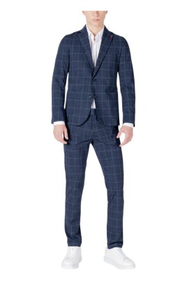 blue-checked-suit-with-lapel-collar