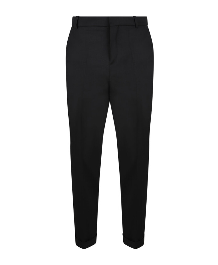 pantalon-noir-fusele-en-laine
