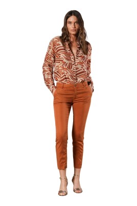 slim-fit-capri-chino-bukser