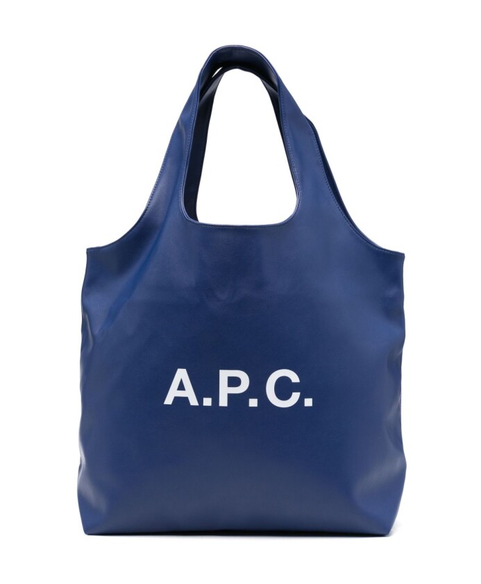 sacs-bleus-pour-un-look-elegant