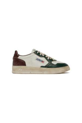 sneakers-elegantes-pour-hommes-et-femmes