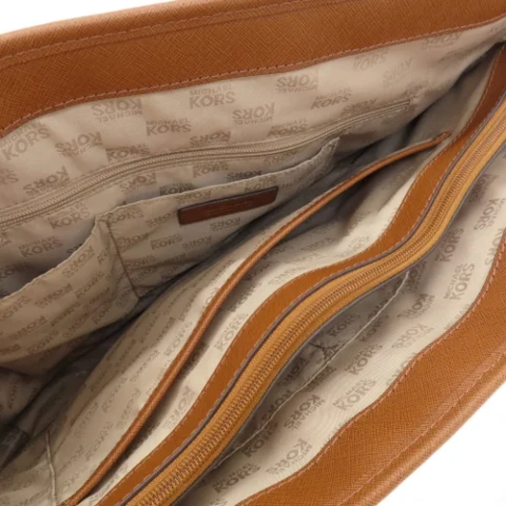 Michael Kors Pre-owned Plastic totes Brown Dames