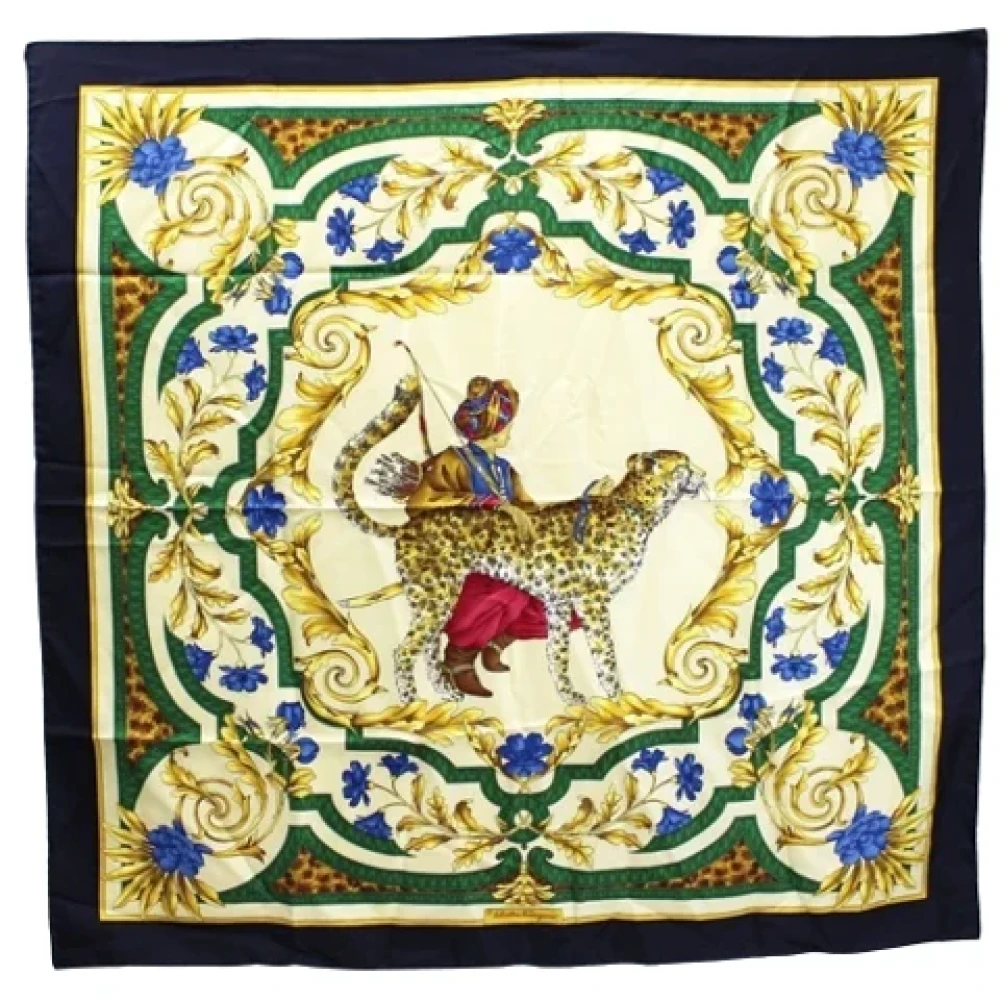 Salvatore Ferragamo Pre-owned Silk scarves Multicolor Dames