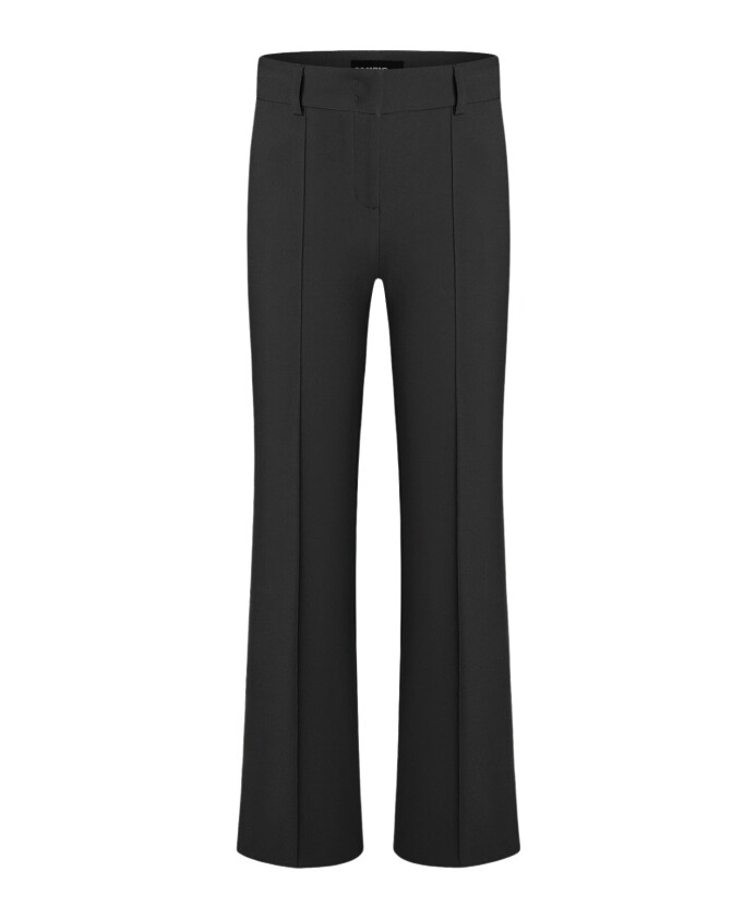 zwarte-broek-met-uitlopende-pijpen