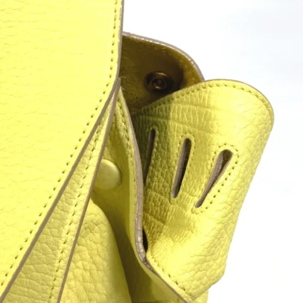 Celine Vintage Pre-owned Leather shoulder-bags Yellow Dames