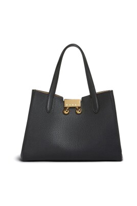chic-leather-handbag-for-women