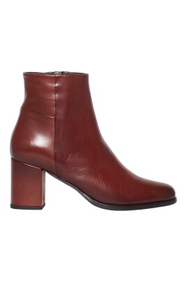 brown-leather-ankle-boots