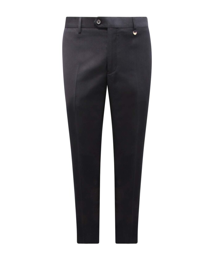 slim-fit-broek-elegant-model