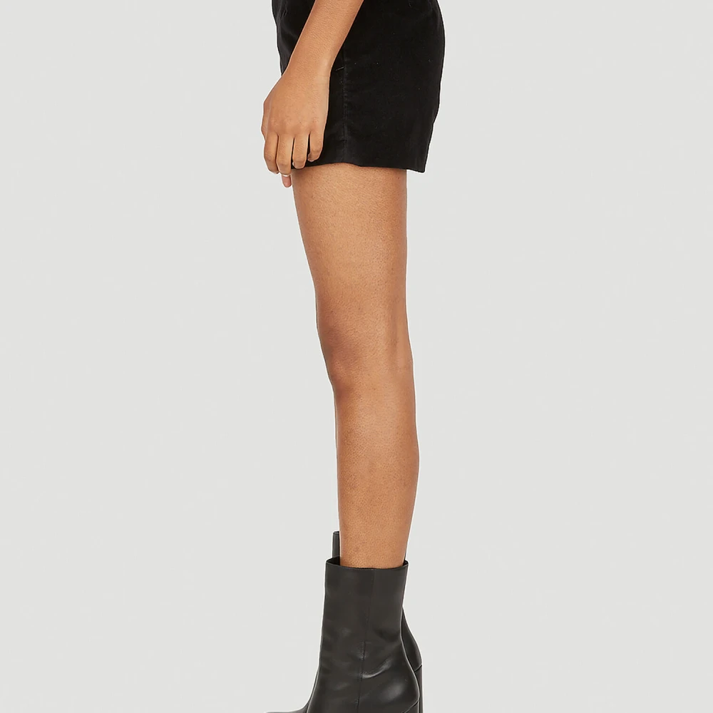 Capasa Milano Fluwelen Gesp Shorts Black Dames