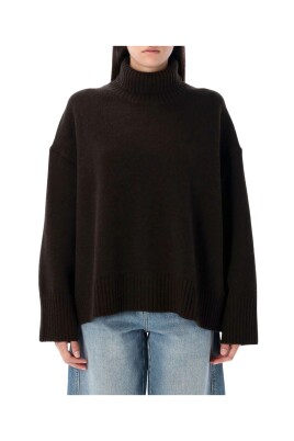 brown-turtleneck-sweater-wide-sleeves