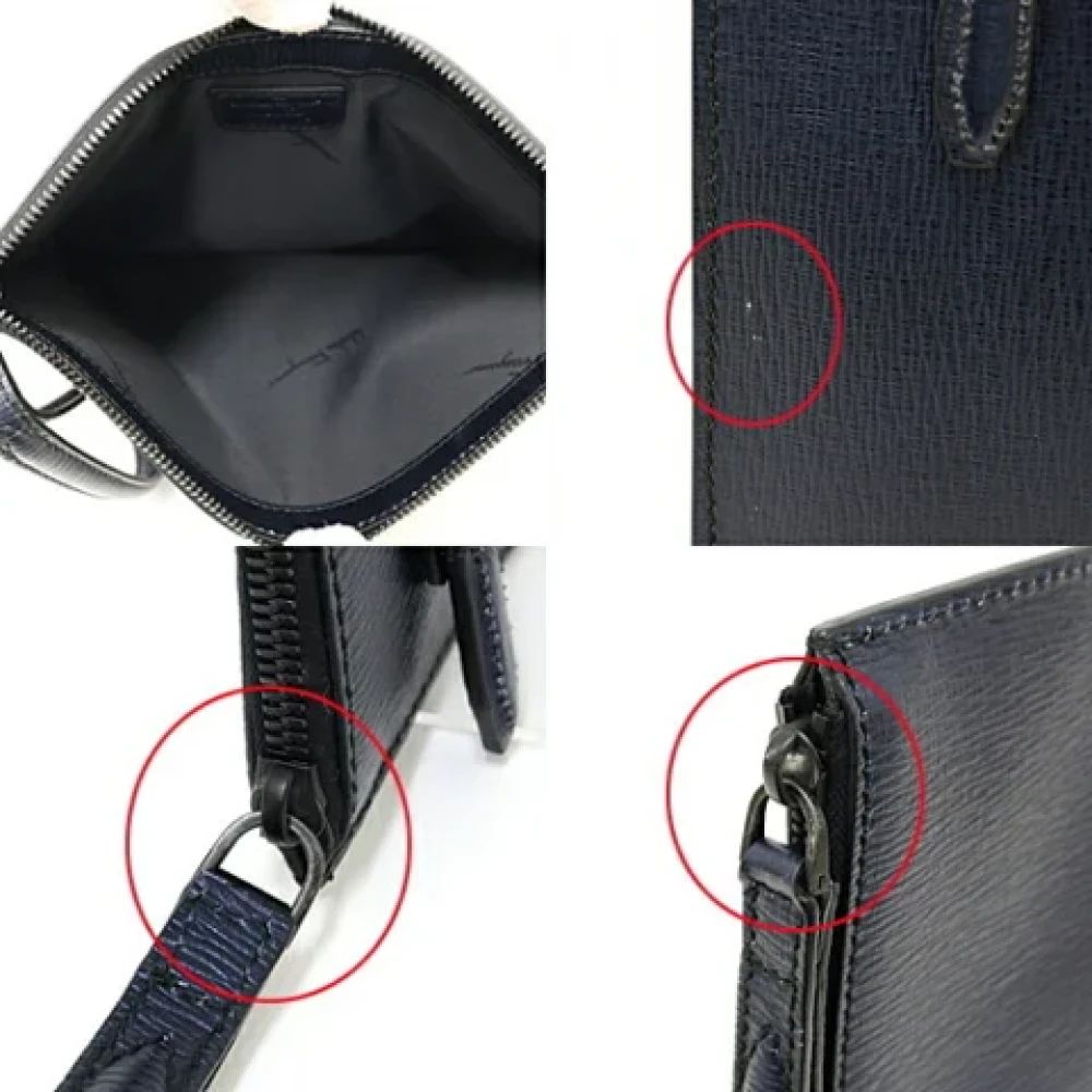 Salvatore Ferragamo Pre-owned Leather clutches Blue Dames