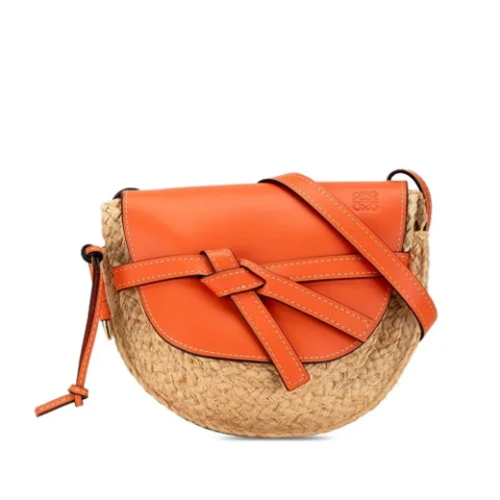 Loewe Pre-owned Leather shoulder-bags Beige Dames