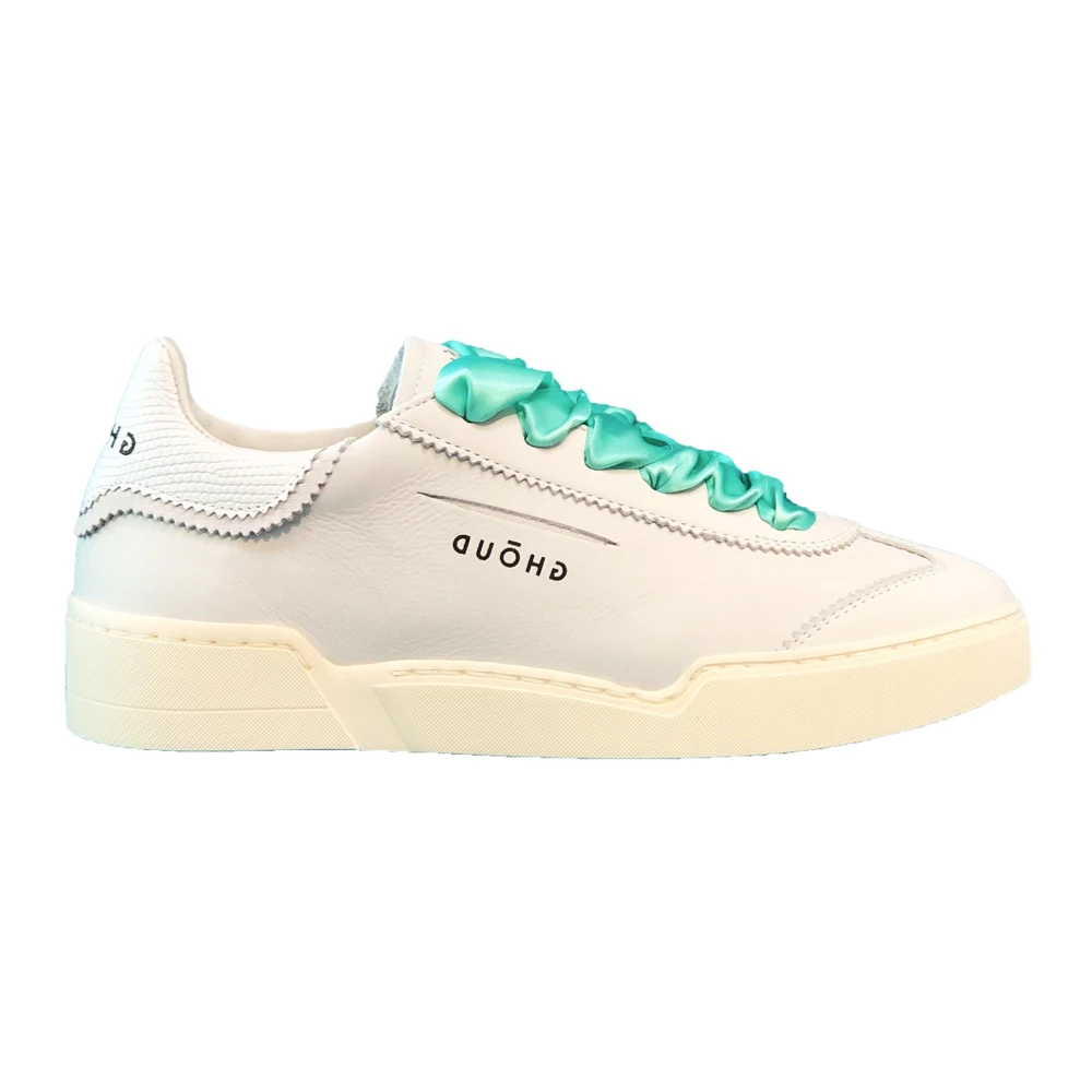 Ghoud Lage leren sneakers met satijnen veters Dames Schoenen Wit