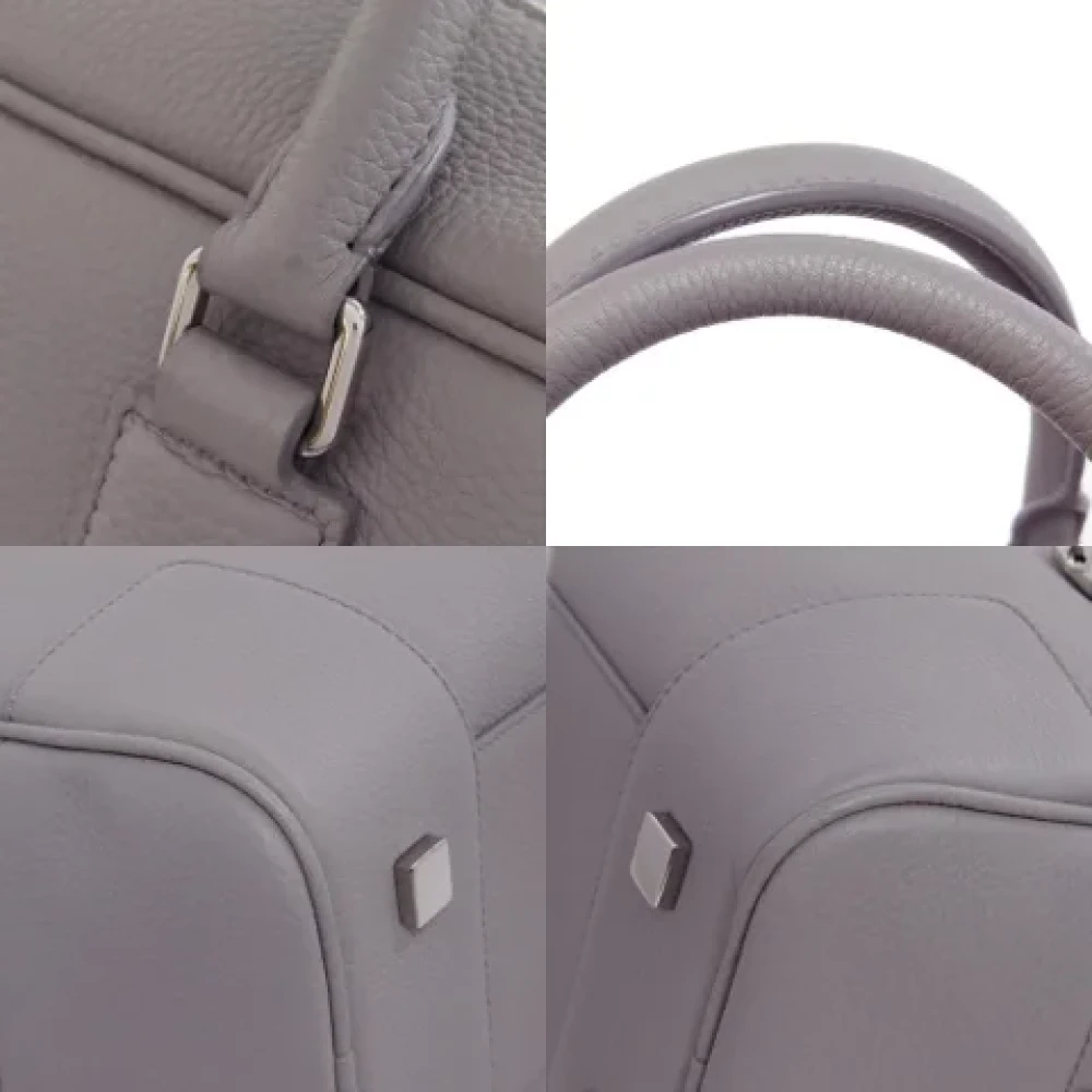Loewe Pre-owned Leather handbags Gray Dames