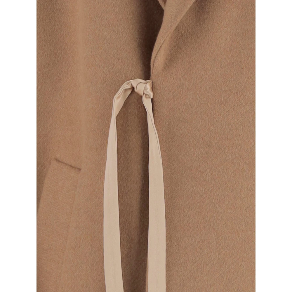 Saint Laurent Wollen Kasjmier Jas met Satijnen Riem Beige Dames