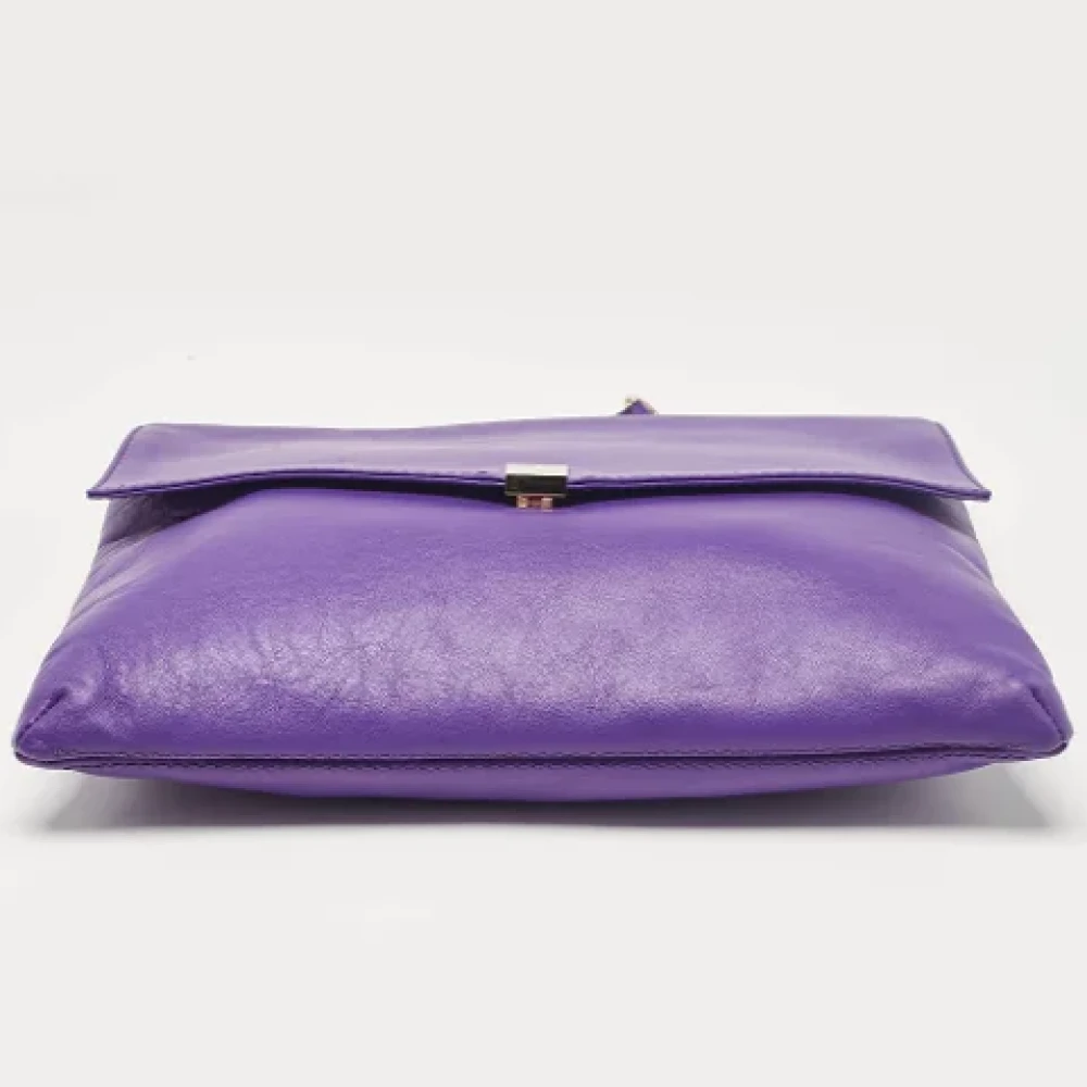 Carolina Herrera Pre-owned Leather shoulder-bags Purple Dames