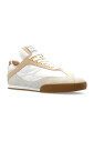 sneakers-kick