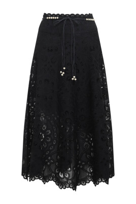 embroidered-skirt-for-rhiannon-style