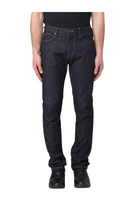 classic-style-mens-jeans