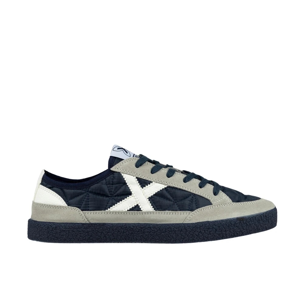 Shoes > Sneakers - - Munich - Modalova