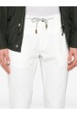 pantalon-fusele-blanc-en-coton-avec-cordon-de-serrage