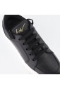 svarta-lader-sneakers-med-snorning