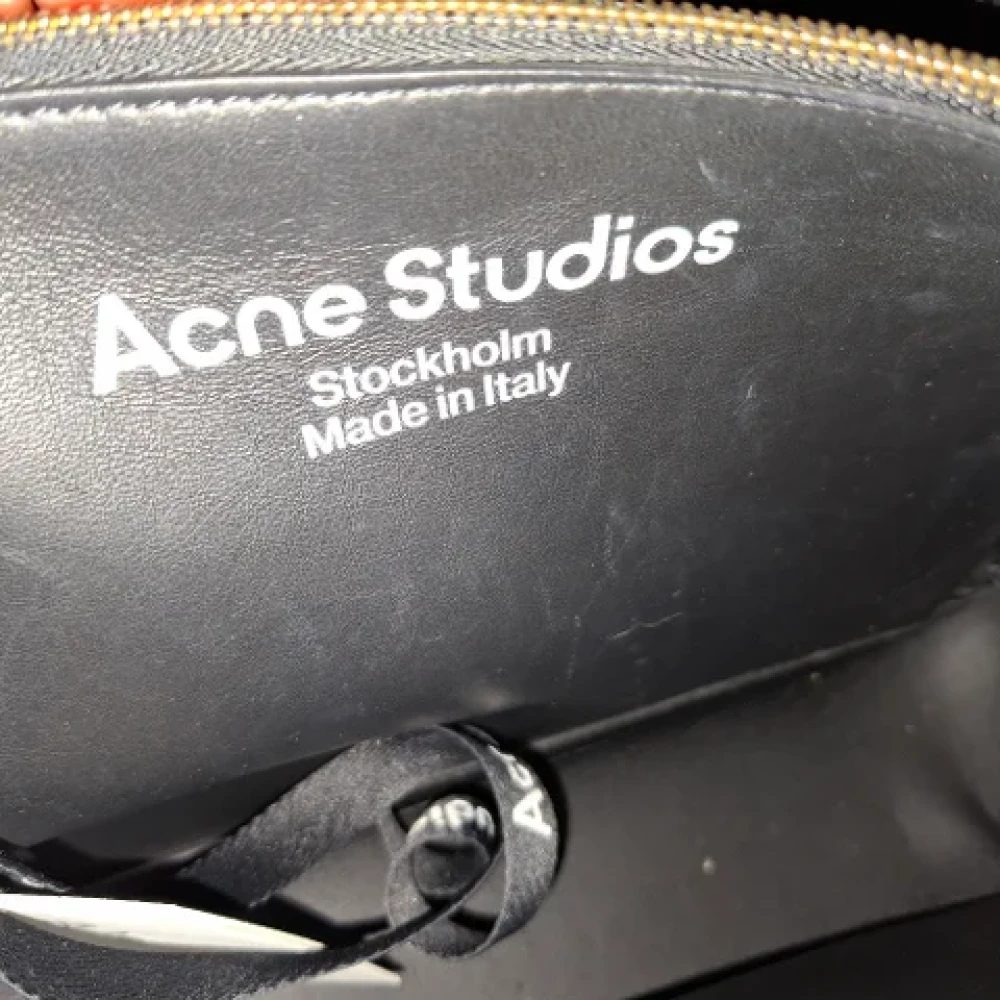 Acne Studios Pre-owned Leather shoulder-bags Black Heren