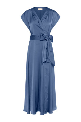 elegant-crnoretta-klanning-bering-sea