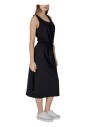 robe-noire-sans-manches-col-rond