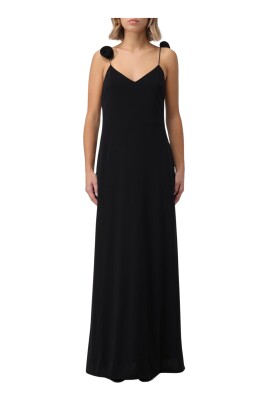 elegant-black-v-neck-sleeveless-dress