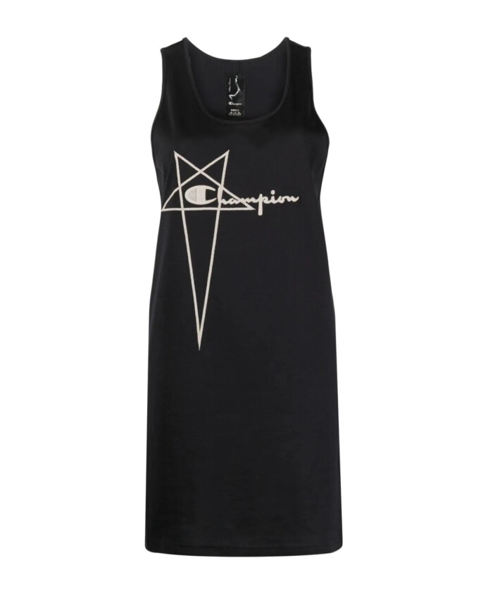 robe-basketball-noire
