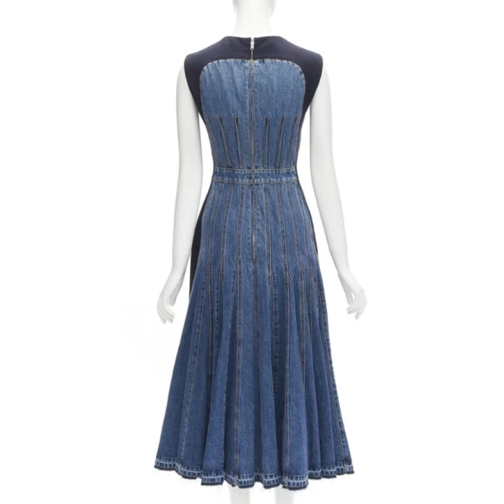Alexander McQueen Pre-owned Denim dresses Blue Dames