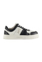baskets-urbaines-en-cuir-noir