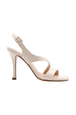 tembi-sandal
