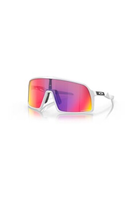 sporty-sunglasses-for-outdoor-activities