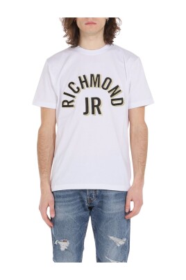 printed-t-shirt