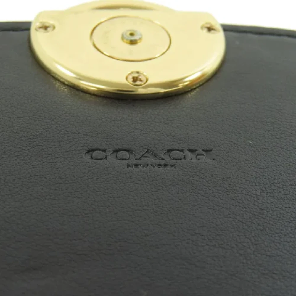 Coach Pre-owned Plastic crossbody-bags Black Dames